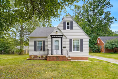 Updated home at 4258 Bluestone Rd, South Euclid, Ohio
